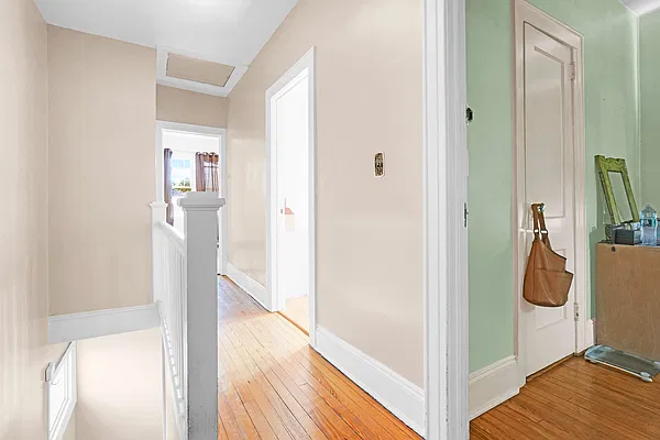 Sold by Mitra Hakimi Realty Group, LLC | media 24
