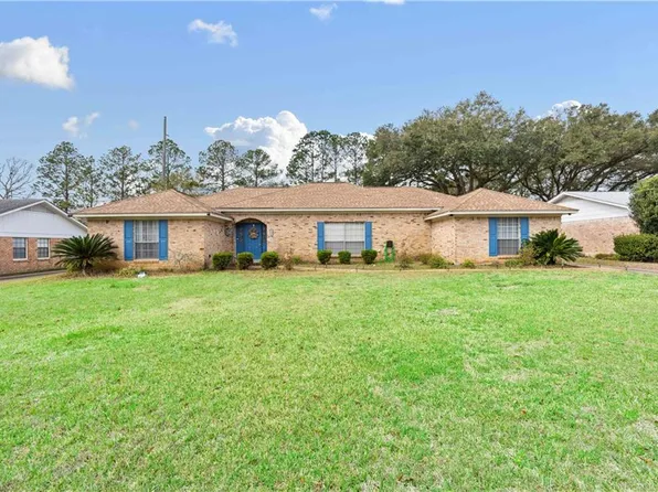 1216 Vendome Drive W, Mobile, AL 36609