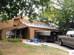 3254 S 107th St, Milwaukee, WI 53227