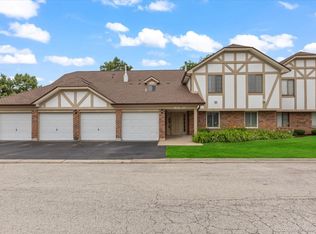 9155 Sutton Ct #95, Orland Park, IL 60462