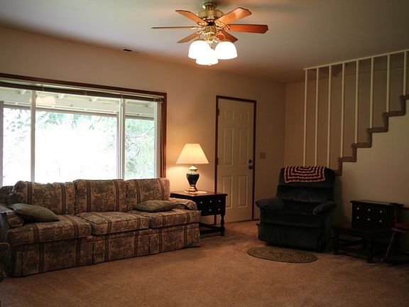 4th image of 44621 SE 70th St