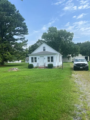 12191 Somerset Ave Photo 1