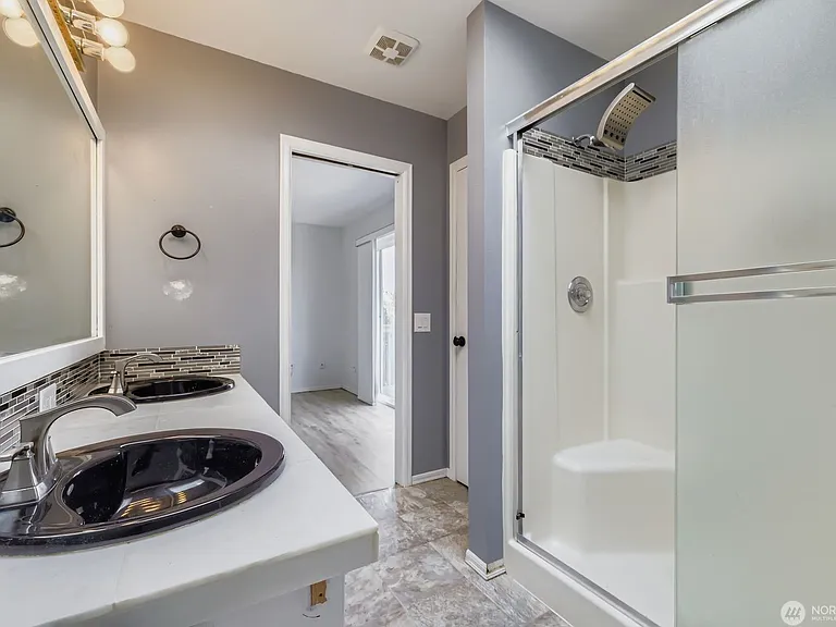 3921 High St — Photo 19