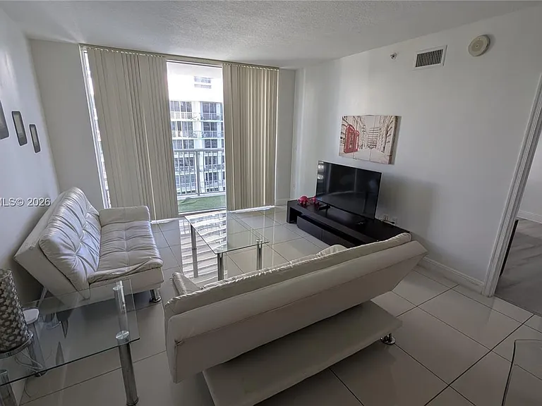 1750 N Bayshore Dr #3605 — Photo 9