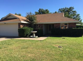 2221 86th St, Lubbock, TX 79423