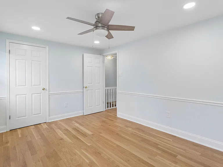 306 Candlewood Ln — Photo 21