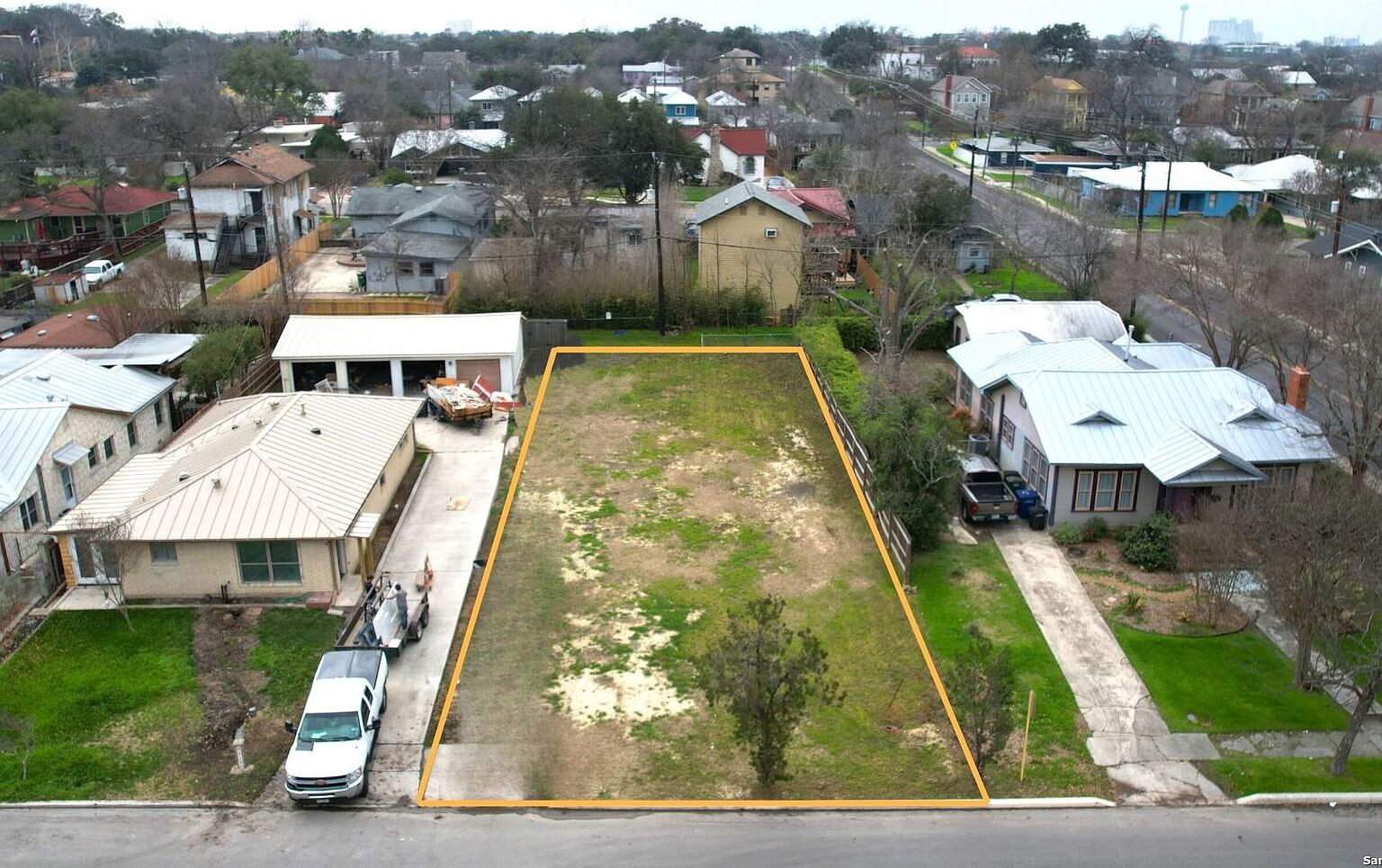 406 PERSHING AVE LOT 4