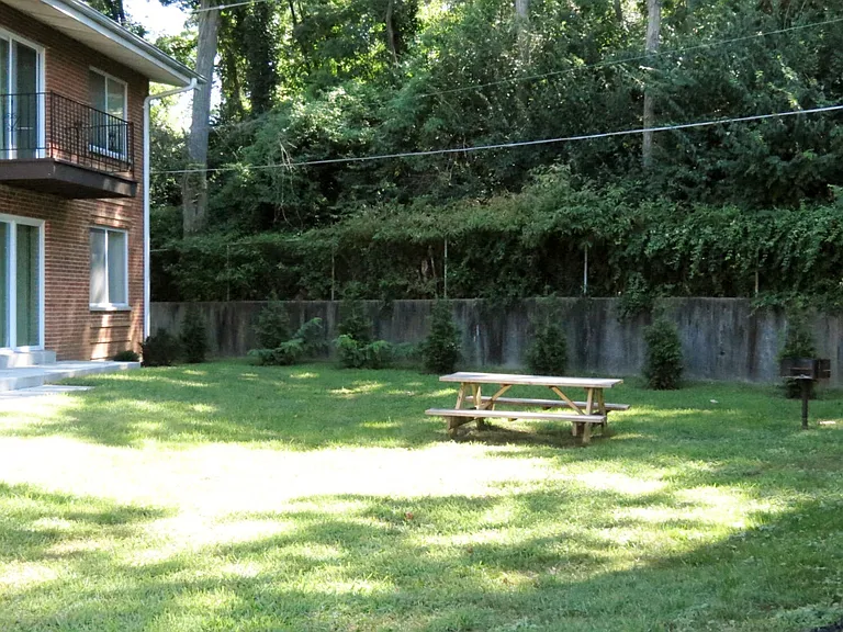 4318 Walker Ln — Photo 28
