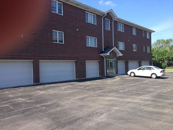 3rd image of 13097 Laurel Glen Ct APT 101