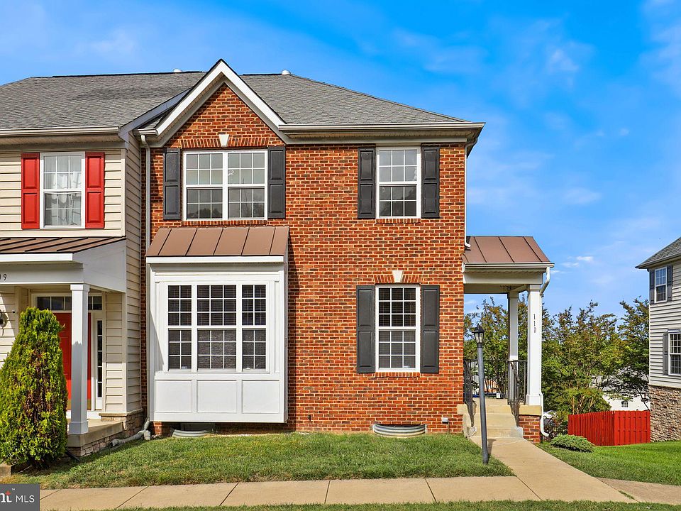 1st image of 111 Breakers Edge Ct