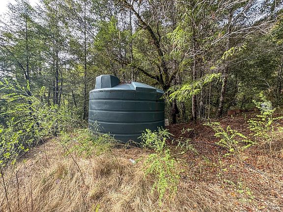 5th image of 545 Bear Pen Road