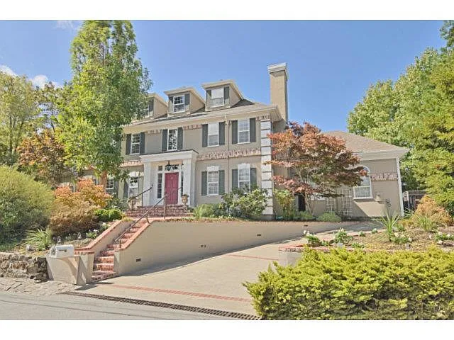 120 Valdeflores Dr photo 1