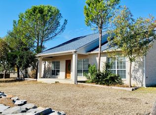 127 Northcreek Rd, Harper, TX 78631