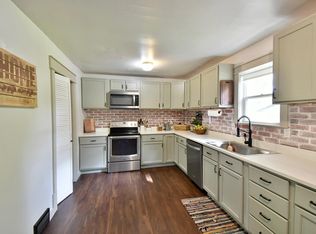 601 Park Ave, Sacred Heart, MN 56285