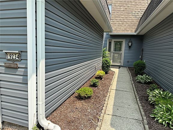 3rd image of 19234 Briarwood Ln #1-2