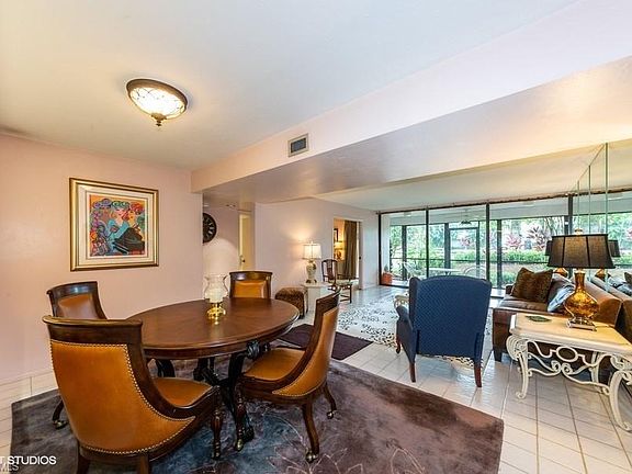 3rd image of 4250 Steamboat Bnd APT 101