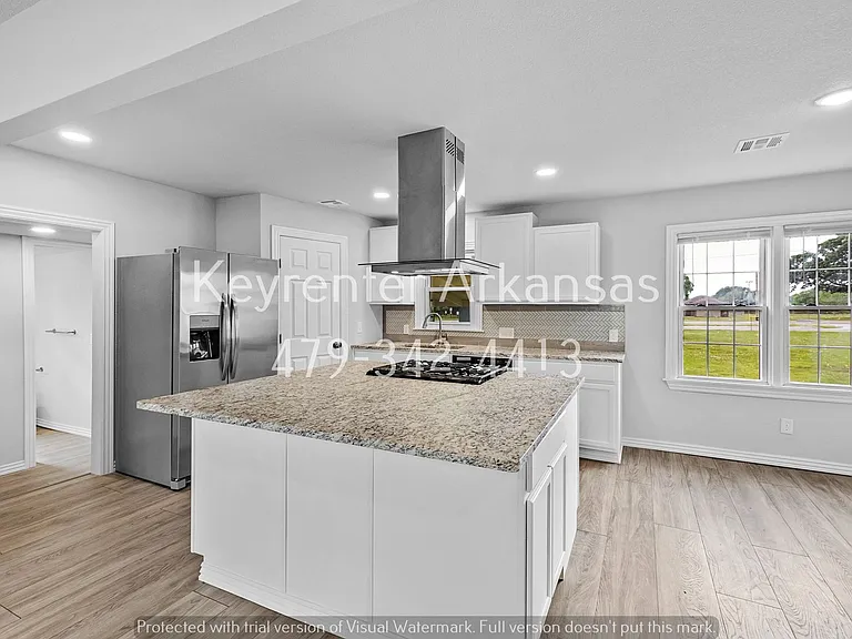 305 S Little Ave — Photo 9