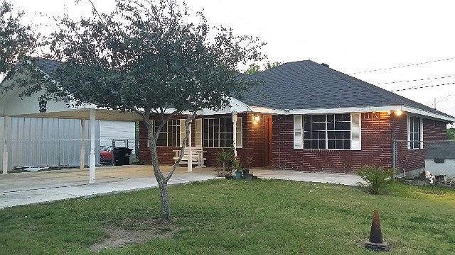 2nd image of 719 E Ricky Crossland Ave