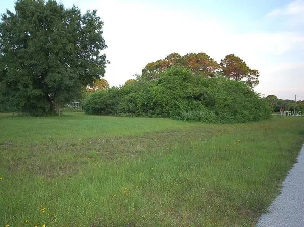 52 Tee View Rd, Rotonda West, FL 33947