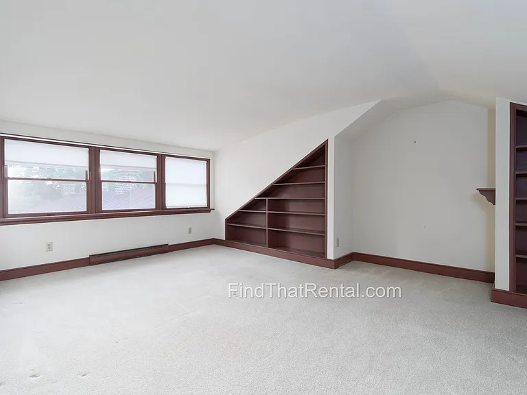 136 W Pomfret St — Photo 45