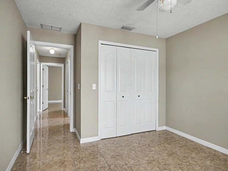 4 Foxhall Ct — Photo 40