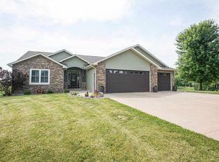 1910 24th St, Hazel Green, WI 53811