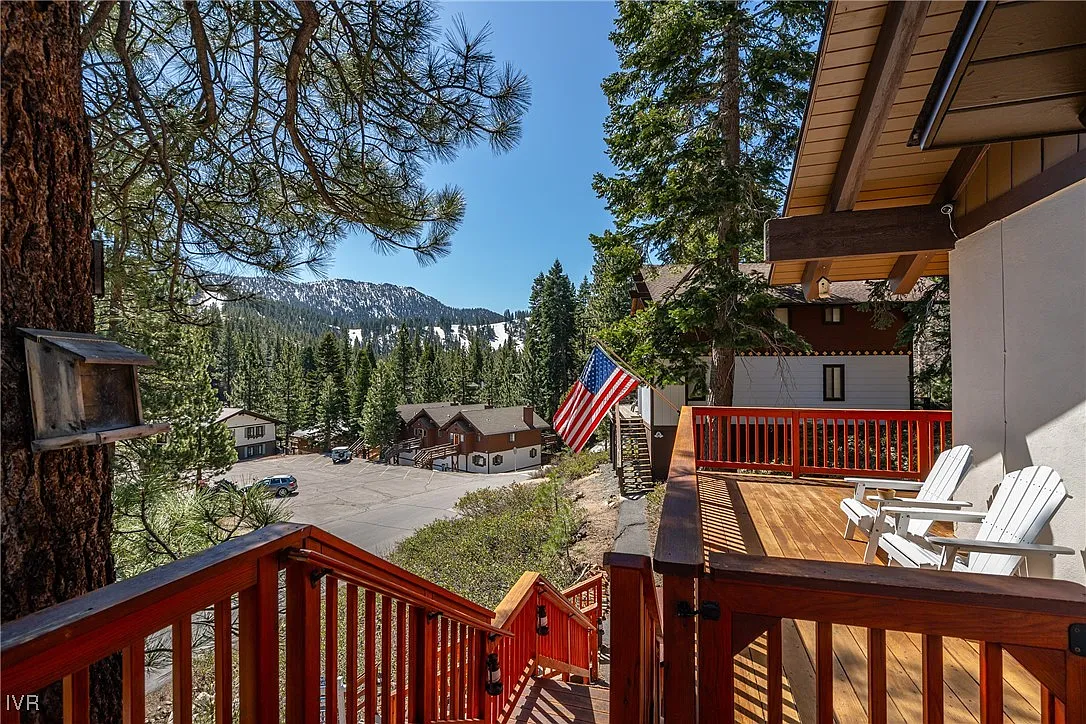 1348 Tirol Dr photo 1