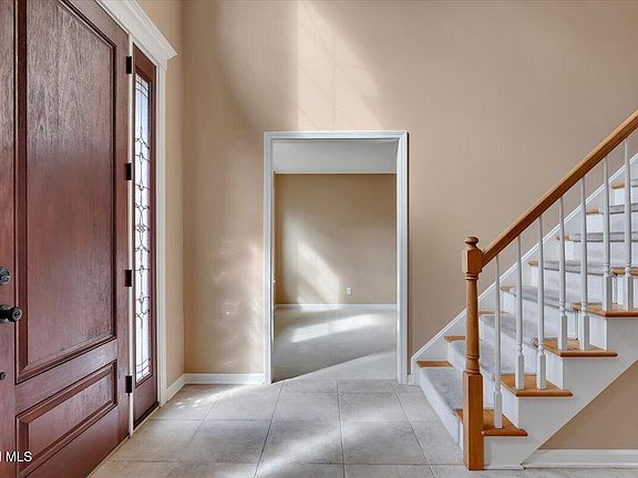 4th image of 5 Wyndham Way