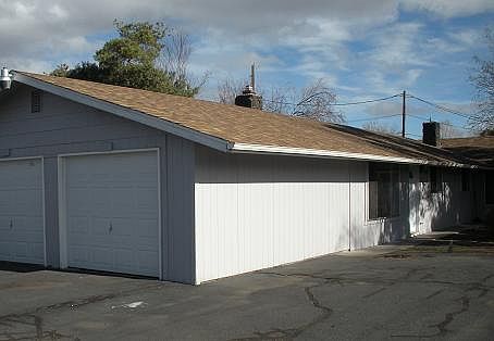 2nd image of 1212 SW 18th St