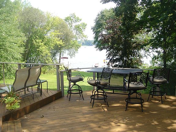 It's 5 o'clock somewhere