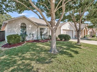 12109 Ridge Tree Rd, Crowley, TX 76036