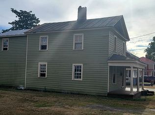 512 George St, New Bern, NC 28560