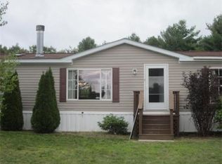 11 Cammett Dr, Raymond, NH 03077