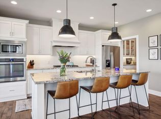 4418 Savanna Trl, Chaska, MN 55318