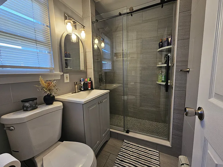 9 Radley St #2 — Photo 11