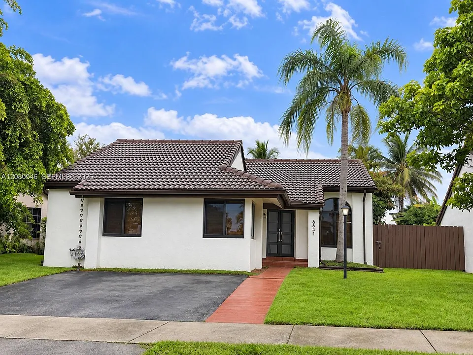 6641 SW 127th Path