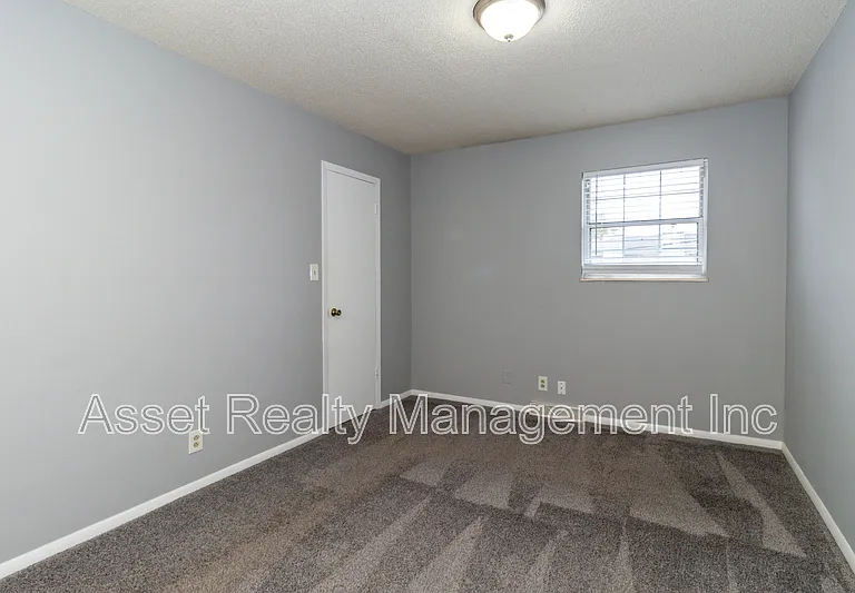 9157 Cedarpark Ln #B — Photo 15