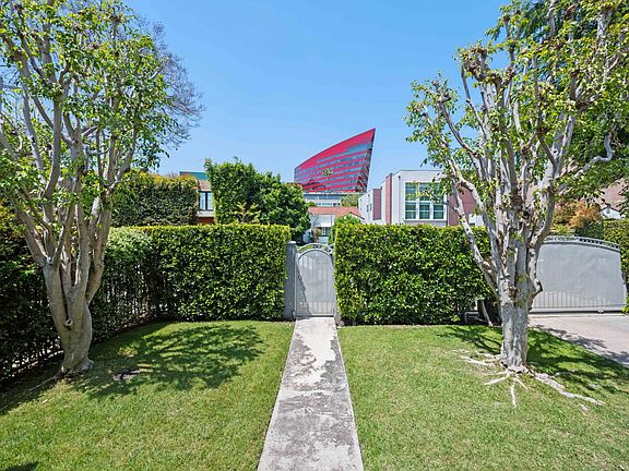 4th image of 704 Westbourne Dr
