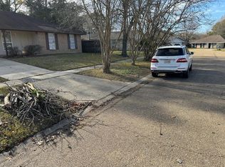 13721 Rampart Ct, Baton Rouge, LA 70810