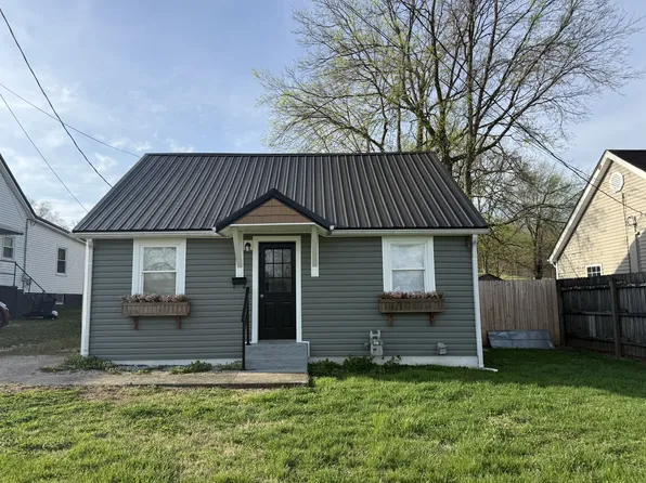 574 W High St, Hodgenville, KY 42748