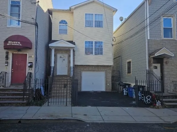 282 Hunterdon St, Newark City, NJ 07103