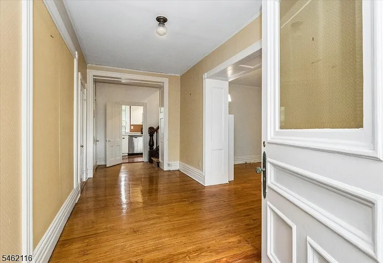 4 bed, 2.5 bath, $3,900 — Photo 4