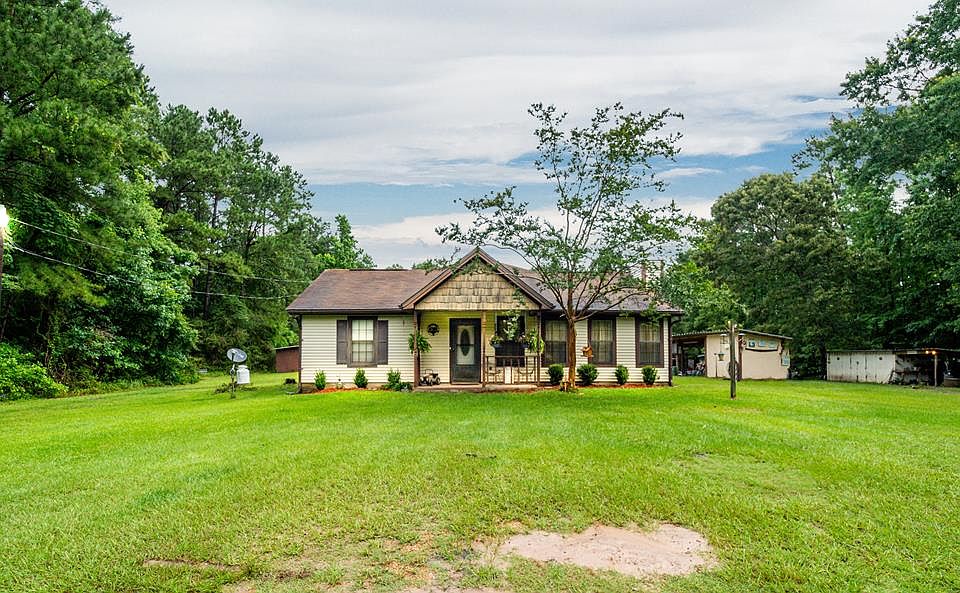 1st image of 313 Cotten Ln