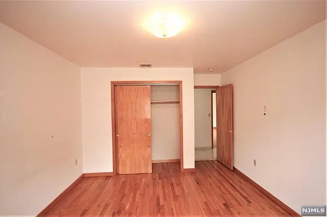 31 Marion Ave #2 — Photo 9