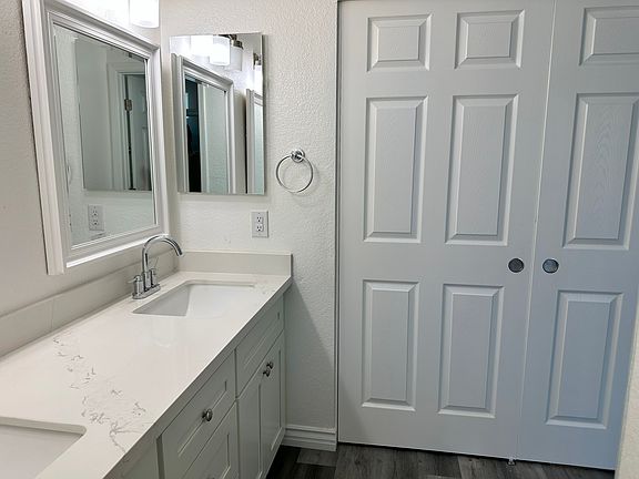 5th image of 8161 Sarasota Ct