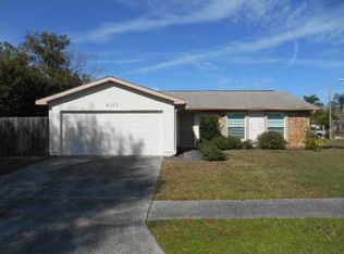 8141 Blue Finch Way, New Port Richey, FL 34653