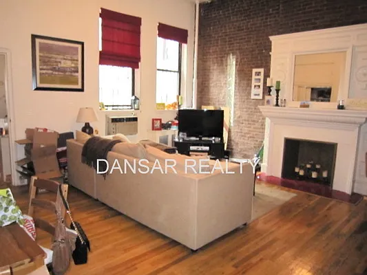 Rented by JK Dansar Corp | media 26