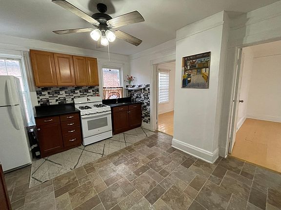 3rd image of 189 Street 1/f