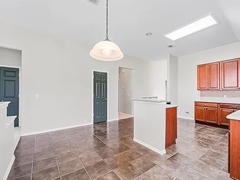 30303 Mesa Valley Dr — Photo 2