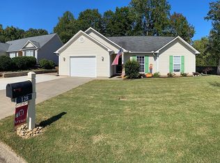 128 Fledgling Way, Easley, SC 29642